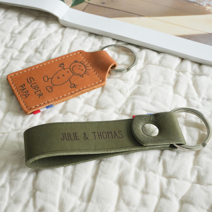 Porte-clés personnalisé gravé cuir lanière