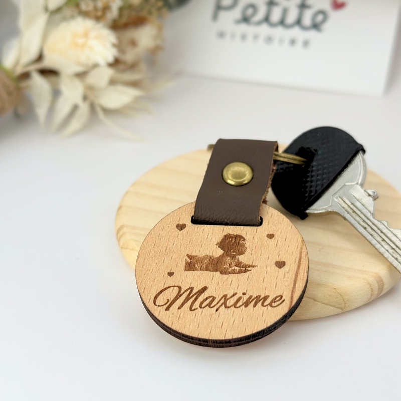 Porte-clés rond en cuir marron