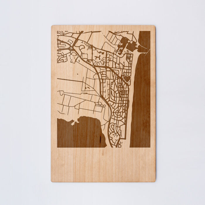 Cadre "Géo map" personnalisé bois gravé