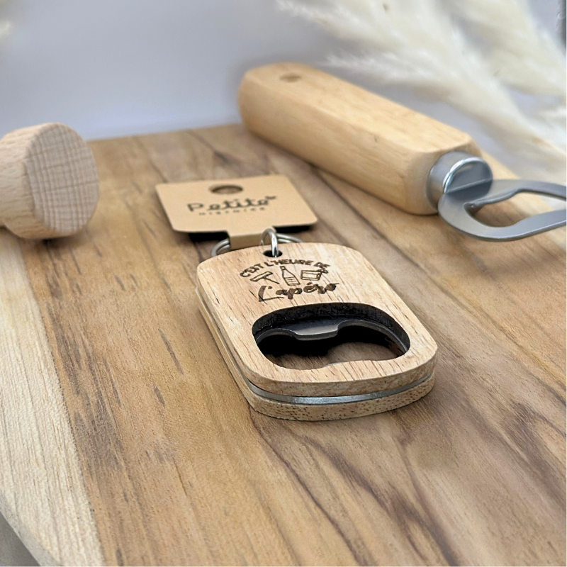 Porte-clé décapsuleur en bois