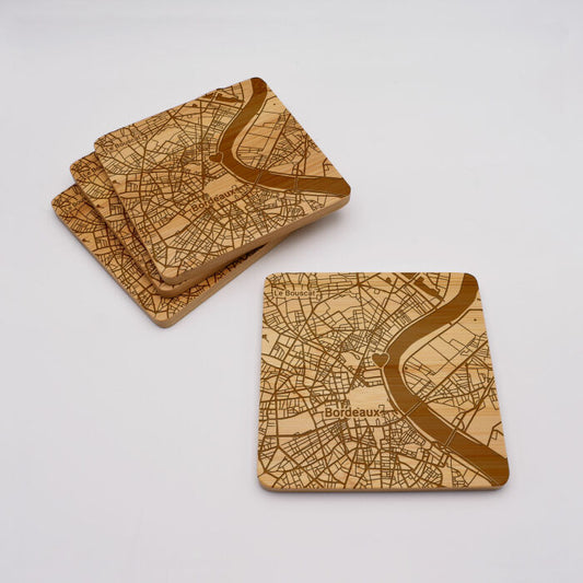 Lot de 4 sous-verres "Géo map" personnalisés gravés bambou