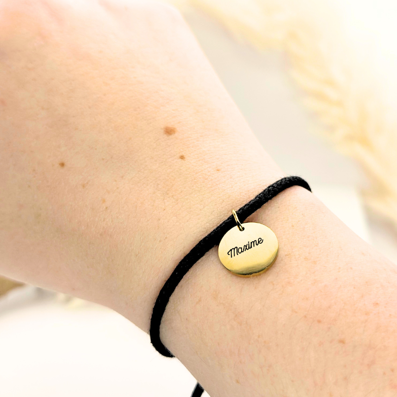 Bracelet en tissu “noir obscur” – Plaqué or